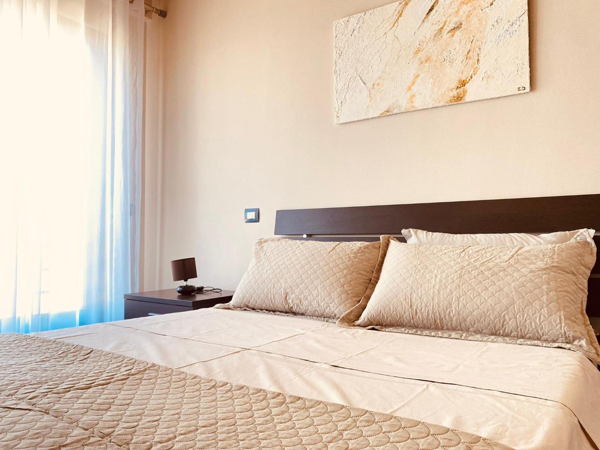 Nemis Apartments In The Centre Of Tirana Four Free Parking Exterior photo